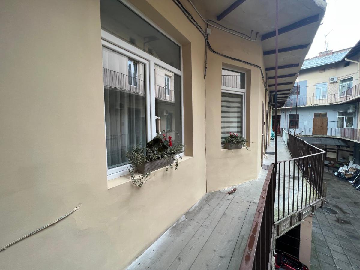 Cozy Apartment Near The Lviv National Opera Ngoại thất bức ảnh